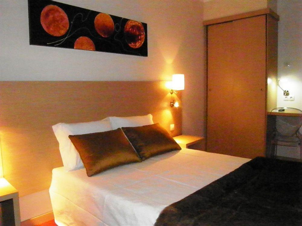 Hotel Lagoa dos Pastorinhos Fátima Habitación foto